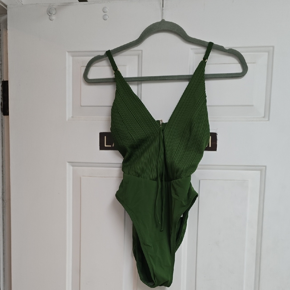 New Robin Piccone Green One Piece Swimsuit Womens 2 Lily Basil Cutout Ribbed - Picture 2 of 11